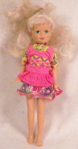 Kid Kore Doll 1990 Blonde Hair Blue Eyes Pink Flowered Dress 8in - Picture 2 of 6