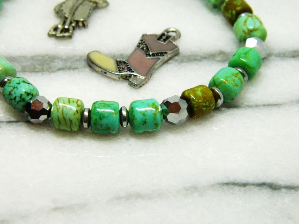 Howlite Southwest Style 7.5 Inch Stretch Bracelet Glass Accenting - Image 4 of 4