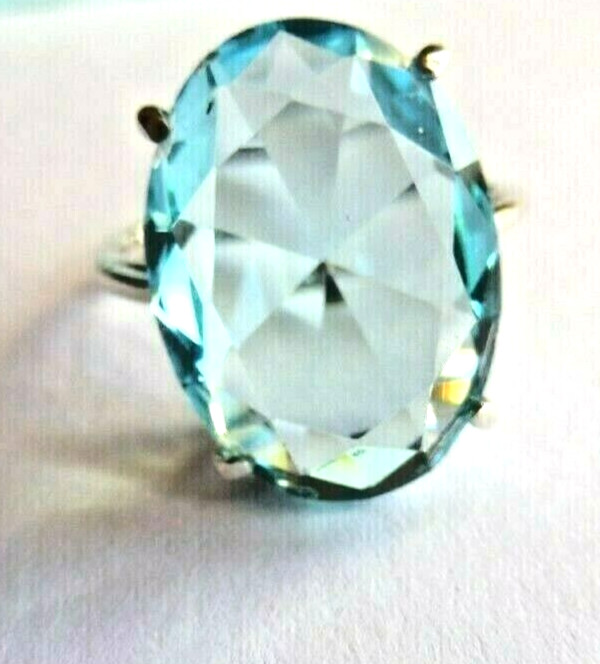 Bague aigue marine haut de gamme en argent massif et monture ouvragée