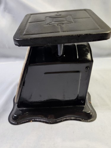 VINTAGE 1912-13 ANTIQUE PRIMITIVE NATIONAL FAMILY BLACK SCALE 0 - 24 LBS. ! - Picture 4 of 8