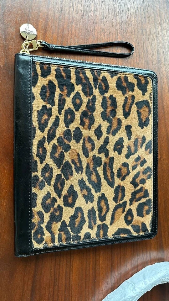 Milly iPad Tablet Case Pouch - Image 4 of 4