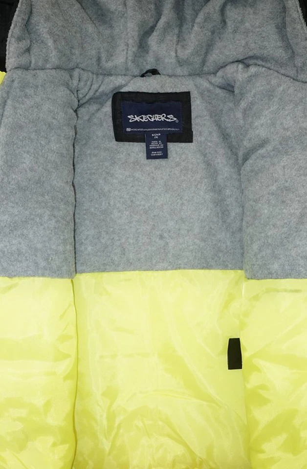 Traje de nieve Skechers amarillo y negro 2 piezas para niños talla 2T 3T 4 5/6 7 Foto 2 de 2