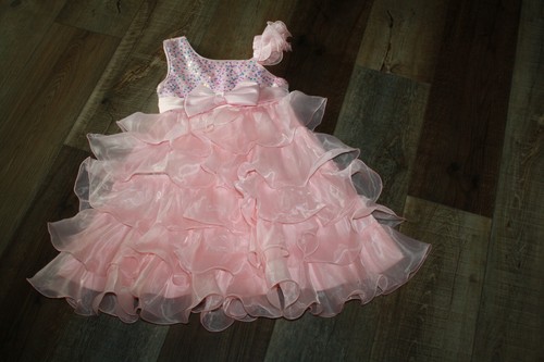 UNBRANDED PINK SLEEVELESS DRESS IRIDESCENT SEQUIN UPPER RUFFLED SKIRT - SIZE 6/7