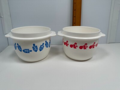 Holiday Tupperware One Touch NO LIDS #2513A 26oz Jewish Santa Christmas Hanukkah