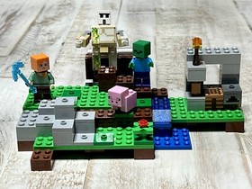 LEGO Minecraft: The Iron Golem (21123) Complete Retired Set 