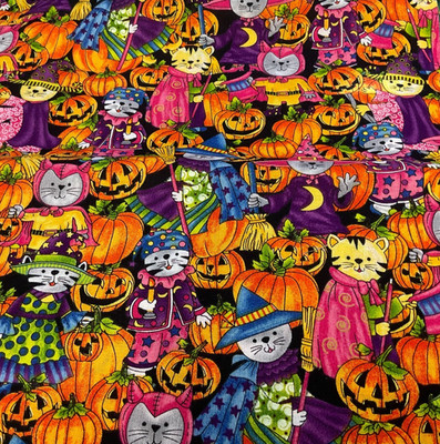 DAVID TEXTILES - HALLOWEEN COSTUMES ON CATS - 1 2/3 YARDS