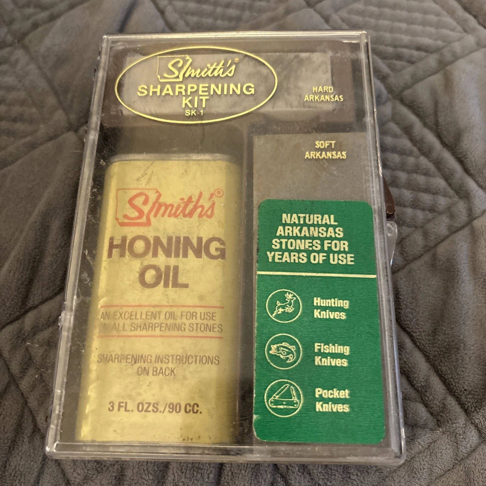 Vintage Smiths Deluxe Blade Knife Sharpening Kit Arkansas Stones Honing Oil