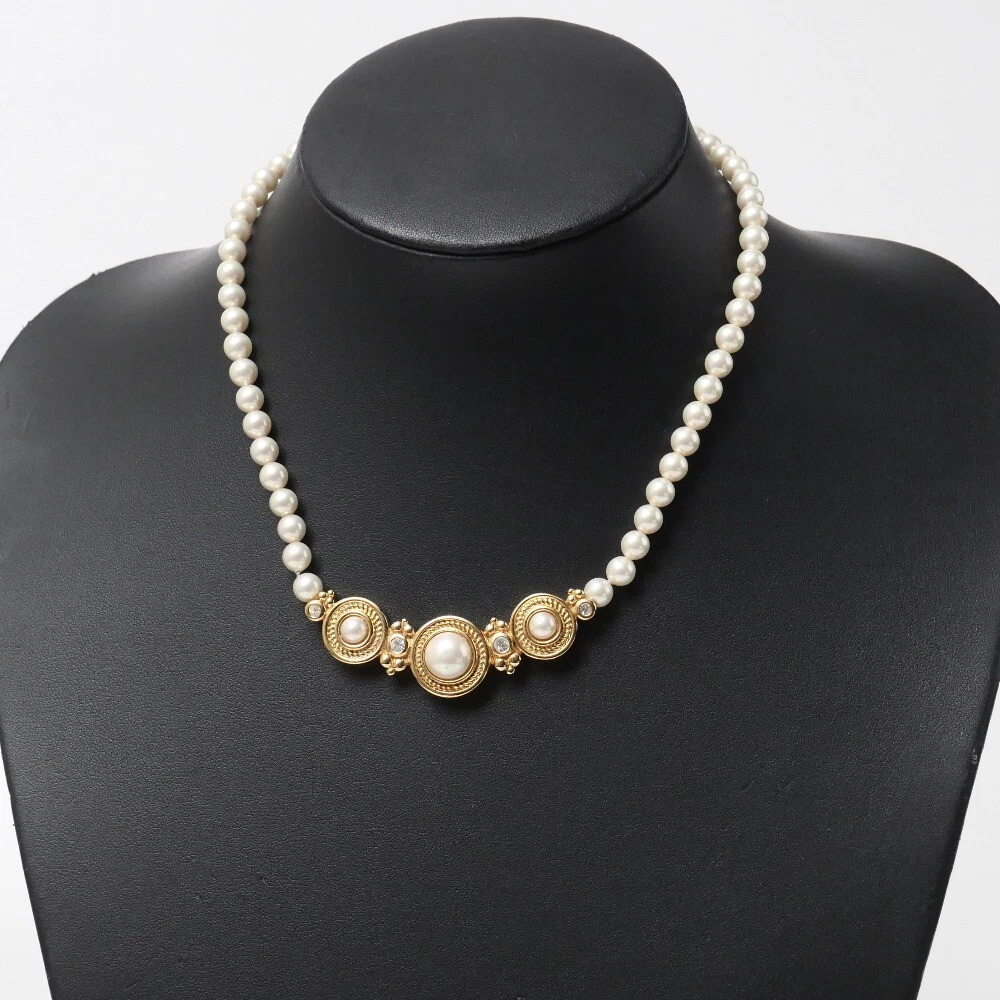 Christian Dior Pearl Imitation Fashion Necklaces & Pendants for