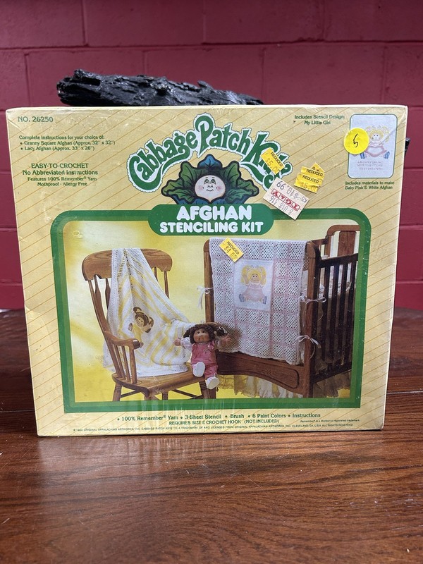 Cabbage Patch Kids Afghan Stenciling Kit 1984 New, Sealed In Box. 
