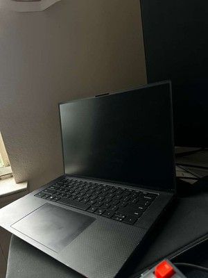 Dell XPS 15 9520   i7-12700H, RTX 3050 Ti, 16GB RAM, 1TB+ SSD   New Battery
