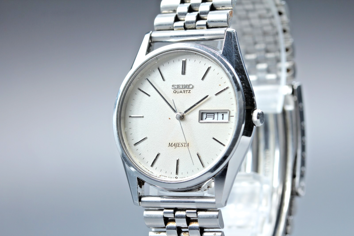ヴィンテージメタルサイン 1984 Vintage SEIKO MAJESTA 9063-7000 Silver Round Quarts Men's