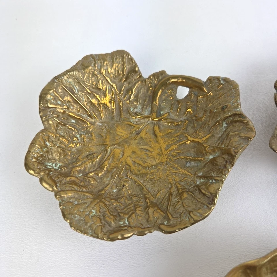 Lote Plato Baratija Hoja Tarro Imperial Hiedra Geranio Cambron 1948 Latón De Colección Foto 4 de 4