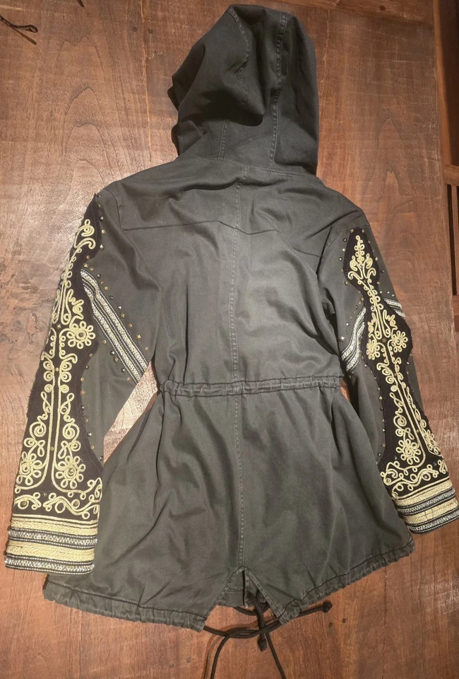 Free People We The Free 金羽毛装饰军用夹克 尺寸 XS — 第 2/3 张图片