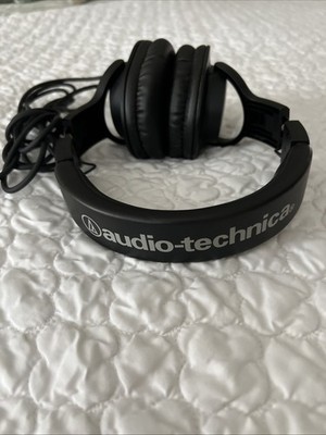 GREAT CONDITION Audio-Technica ATH-M20X Professional Studio Monitor Headphones 