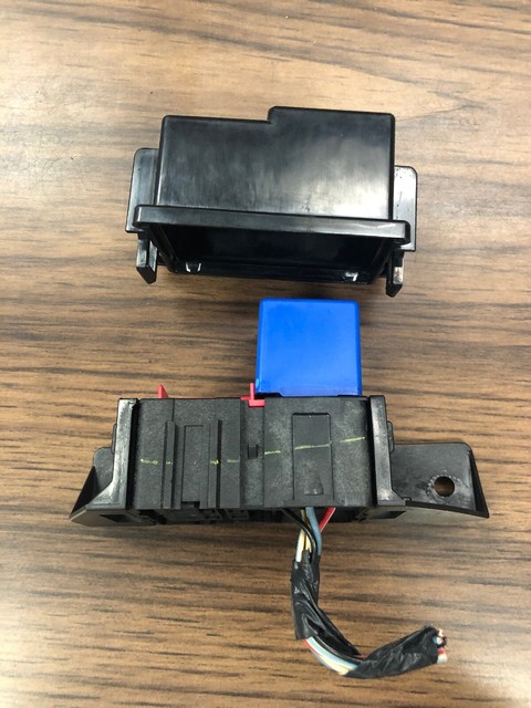 2003 2004 2005 2006 FORD EXPEDITION FUSE BOX RELAY | eBay