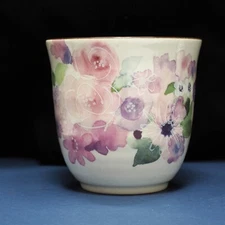 Authentic Japanese Teacup Mino Ware Yunomi 'Flower Bouquet' Sakura PINK [Gift]