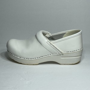 dansko clogs nursing shoes