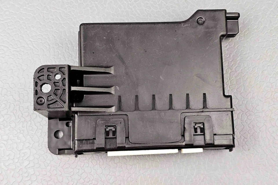 Módulo de controle amplificador de temperatura A/C Toyota Corolla 2014-2016 fabricante de equipamento original 8865002B31 - Imagem 4 de 4