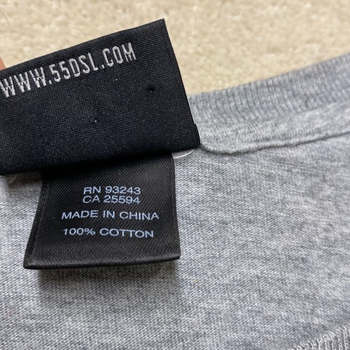 55 DSL Camiseta Grande Para Hombre Gris Logotipo Spellout Cuello Redondo Manga Corta - Imagen 4 de 10