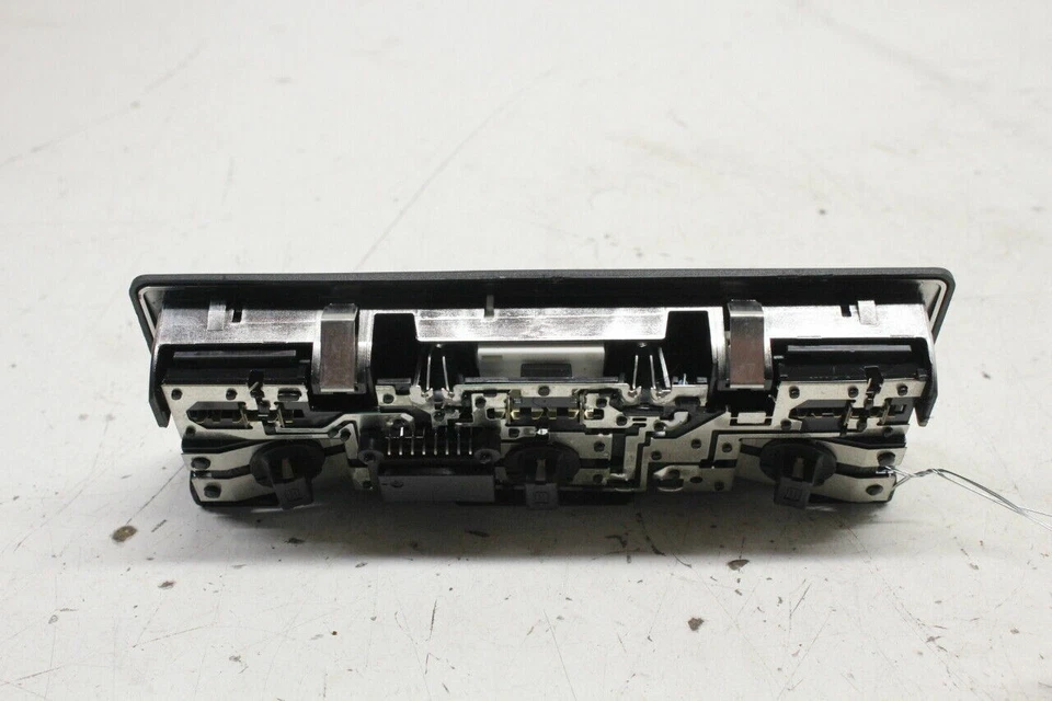 Luz de lectura de mapa superior BMW 645i 650i M6 2005-2008 63316962010 OEM usada Foto 2 de 4