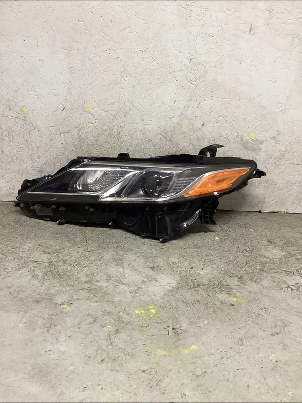 2018-2024 TOYOTA CAMRY LEFT LH DRIVER SIDE HEADLIGHT OEM US BUILT W/O BLACK TRIM