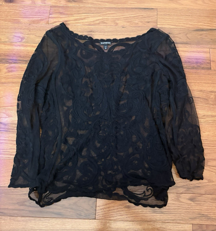 Express Women's Black Sheer Floral Lace Scoop Neck 3/4 Sleeve Blouse Size M