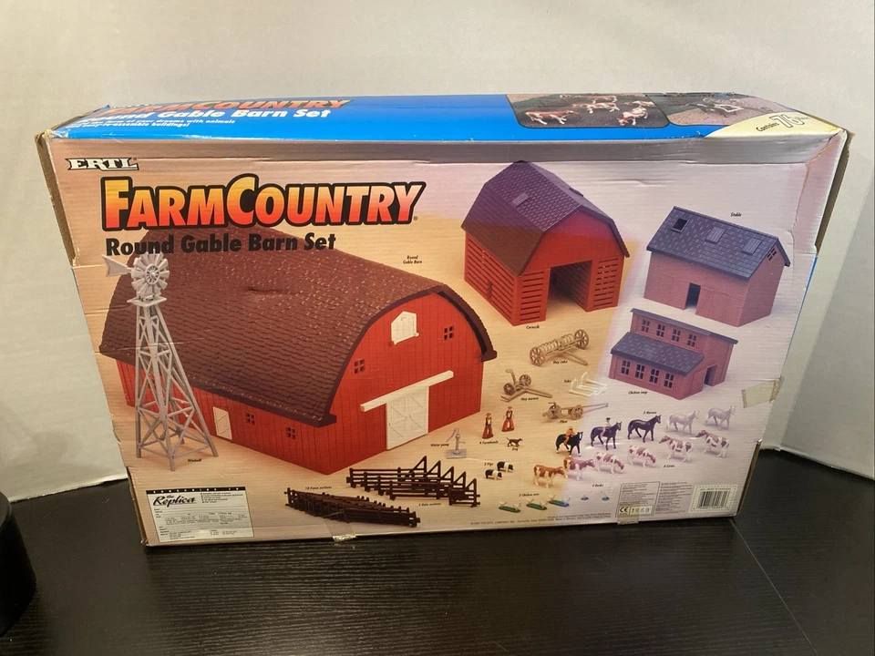 ERTL Farm Country Round Gable Barn Set 1997 Open Box Sealed Contents ! - Image 4 of 4
