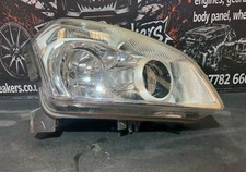 Nissan Qashqai front driver side OSF headlight