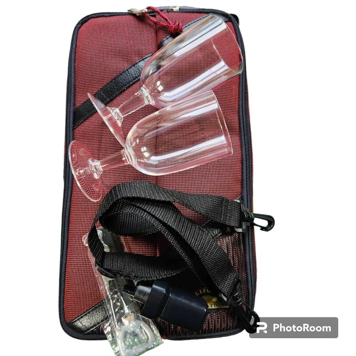 Wine cooler bag with spout sales