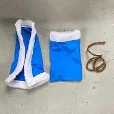 SU-MF-SAN-BU: wired blue suit and fabric sack for McFarlane Batman Santa