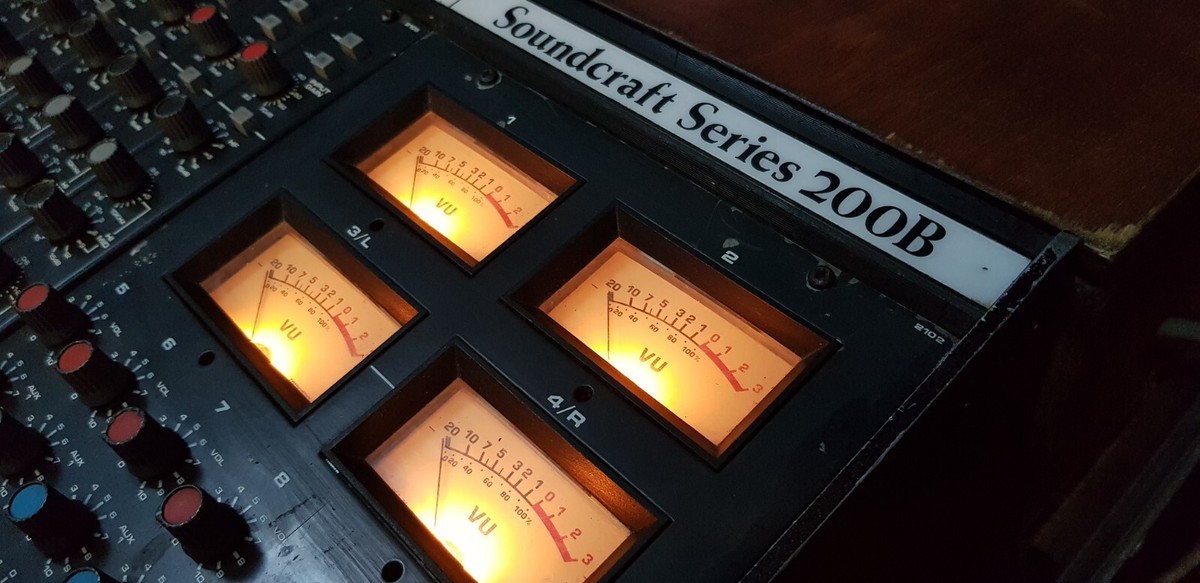 Vintage Soundcraft Series 200B Mixing Console | eBay Vintage Soundcraft Series 200B Mixing Console | eBay