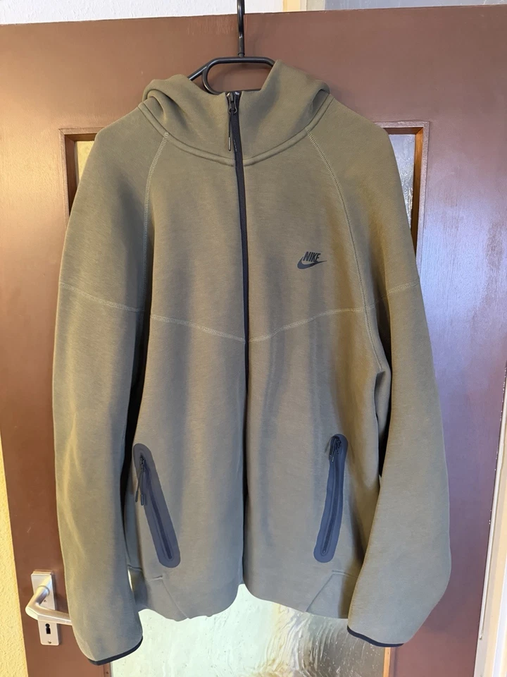Nike Tech Fleece Windrunner, Foto 1 von 3