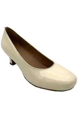 ARRAY Women's Flatter Heel Cream/Crinkle/Patent
