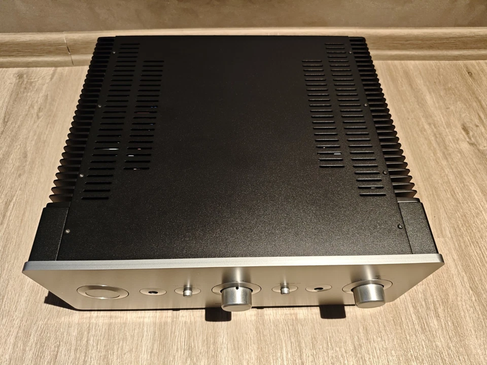 Sugden IA-4 Class A Vollverstärker im Top Zustand, Neupreis 7900Euro - Bild 2 von 4