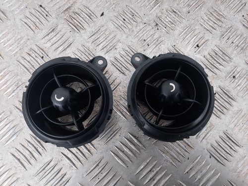 Lot de 2 Grilles aération - MINI II (2) COUNTRYMAN (R60) - (HM) - Foto 1 di 3