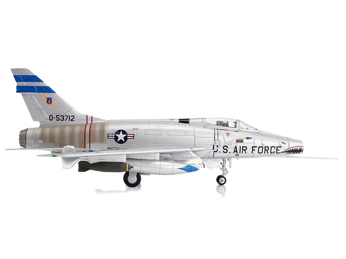 North American F-100D Super Sabre 1/72 US Air Force Diecast