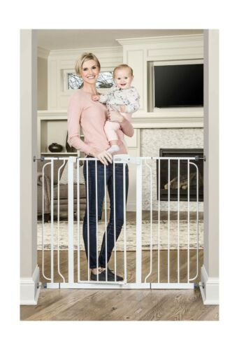 Regalo 37-Inch Extra Tall and 49-Inch Wide Walk Thru Baby Gate, Includes 4-In... - Afbeelding 1 van 7