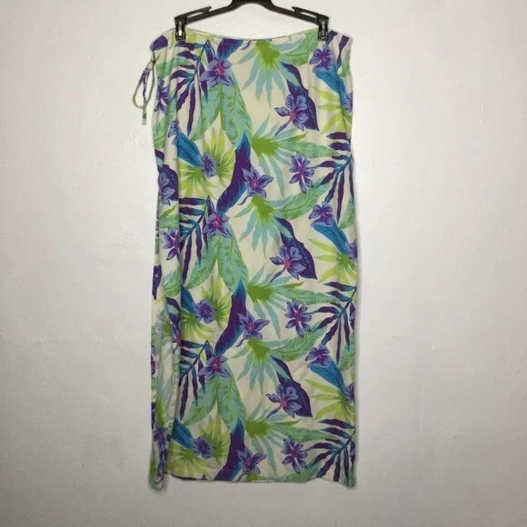 Falda envolvente floral con estampado hawaiano de seda Pearl Head Bay multicolor talla grande 16 Foto 2 de 4
