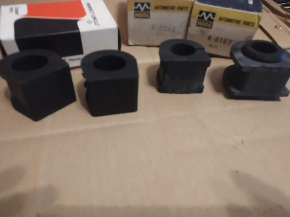 Buje delantero de barra estabilizadora de suspensión para camioneta Chevrolet 1970-1990 MOOG K5248 K6167 Foto 4 de 4