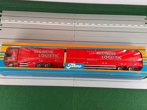 Tekno truck models, Scania 164M 6X4 Swedish Combi , BLONDIE LOGISTICS - Picture 15 of 16
