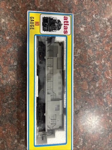 HO SCALE 1:87 VINTAGE ATLAS RS-11 DIESEL UNDECORATED ITEM #7090 L/N