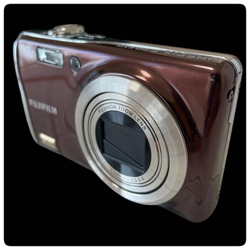 Fujifilm Finepix F70 EXR Compact Digital Camera Brown + Battery & Charger, Test - Picture 4 of 8