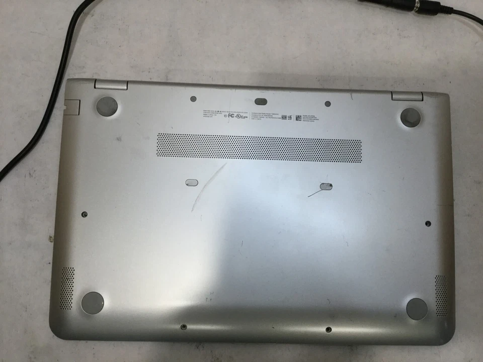 HP ENVY m6-w101dx / Intel Core i5-5200U @ 2.20GHz / (NO STORAGE/CRACKED) -MR - Image 4 of 4