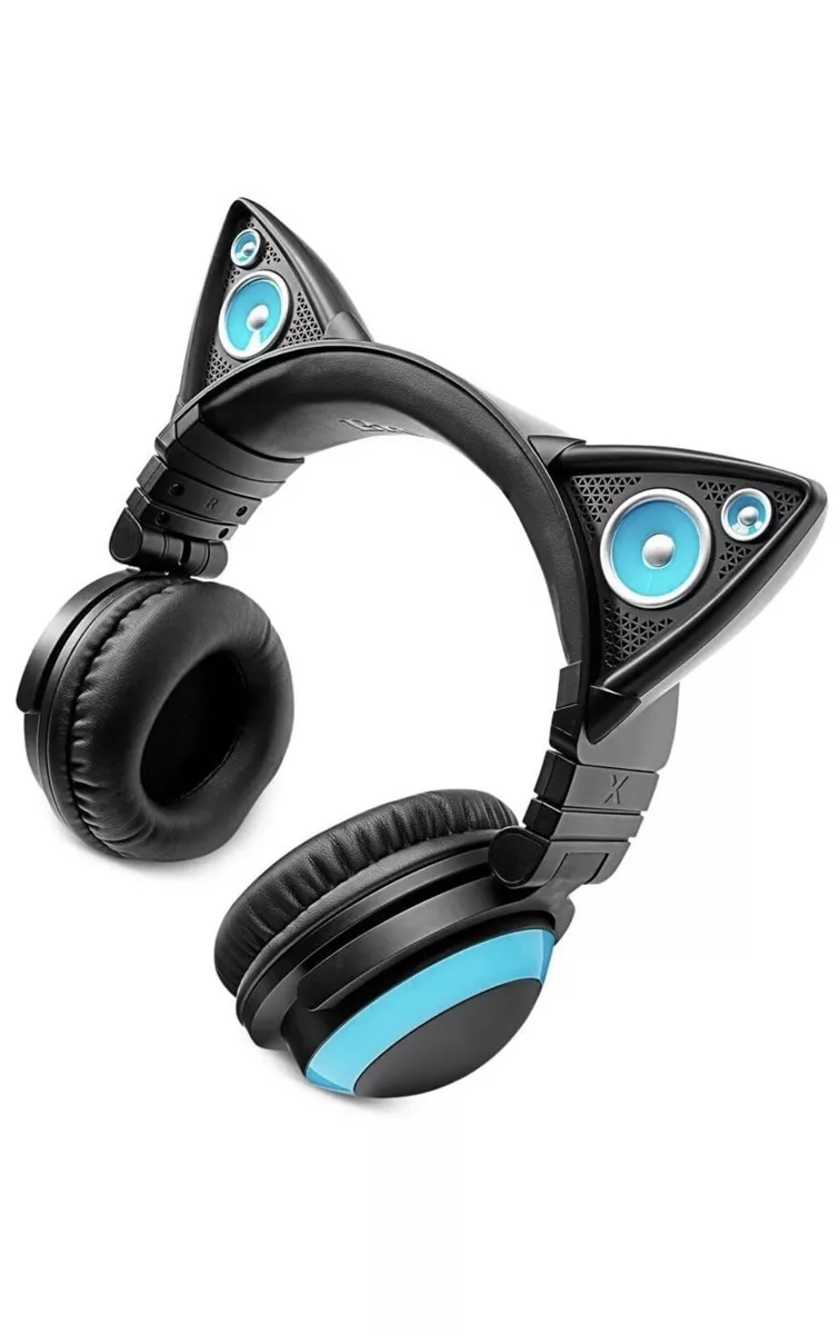 Axent wear cat ear headphones deals