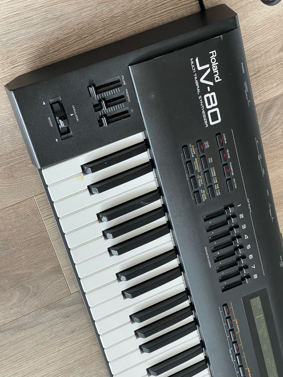 Vintage Roland JV-80 61-Key Multi-Timbral Synthesizer /192 Vintage Roland JV-80 61-Key Multi-Timbral Synthesizer /192