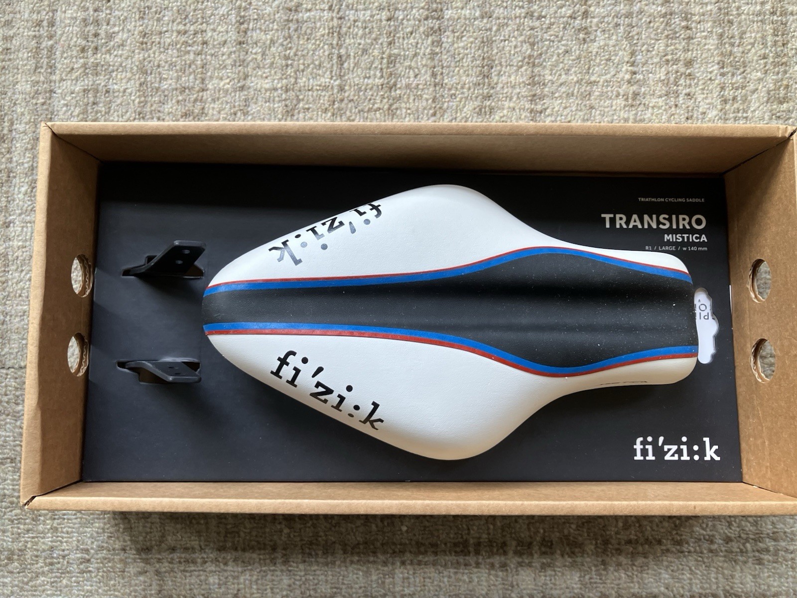 Fizik Mistica Braided Carbon White Large Saddle New