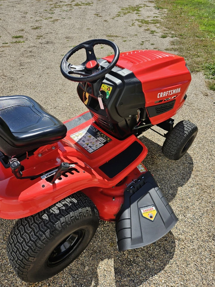 Craftsman T110K Riding Mower (LOCAL PICKUP ONLY) - Image 4 of 4