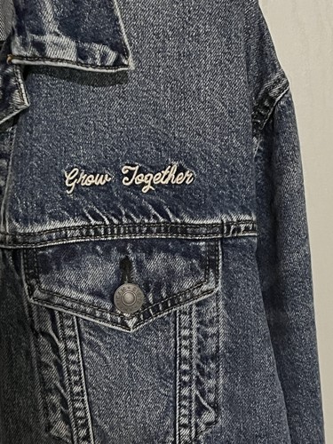 American Eagle x Line Friends Jean Denim Trucker Jacket Small - Picture 5 of 7