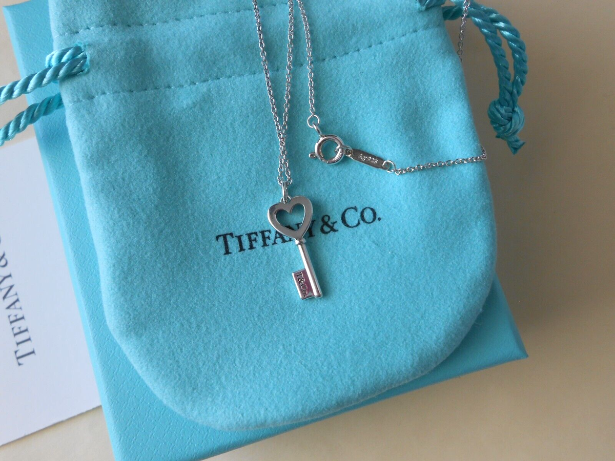 $295 Tiffany Sterling Silver Heart Key Pendant Necklace 16