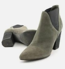 CROWN VINTAGE 'MAGNOLIA' Chelsea Booties Heel Boots Suede Leather Classic sz. 8M